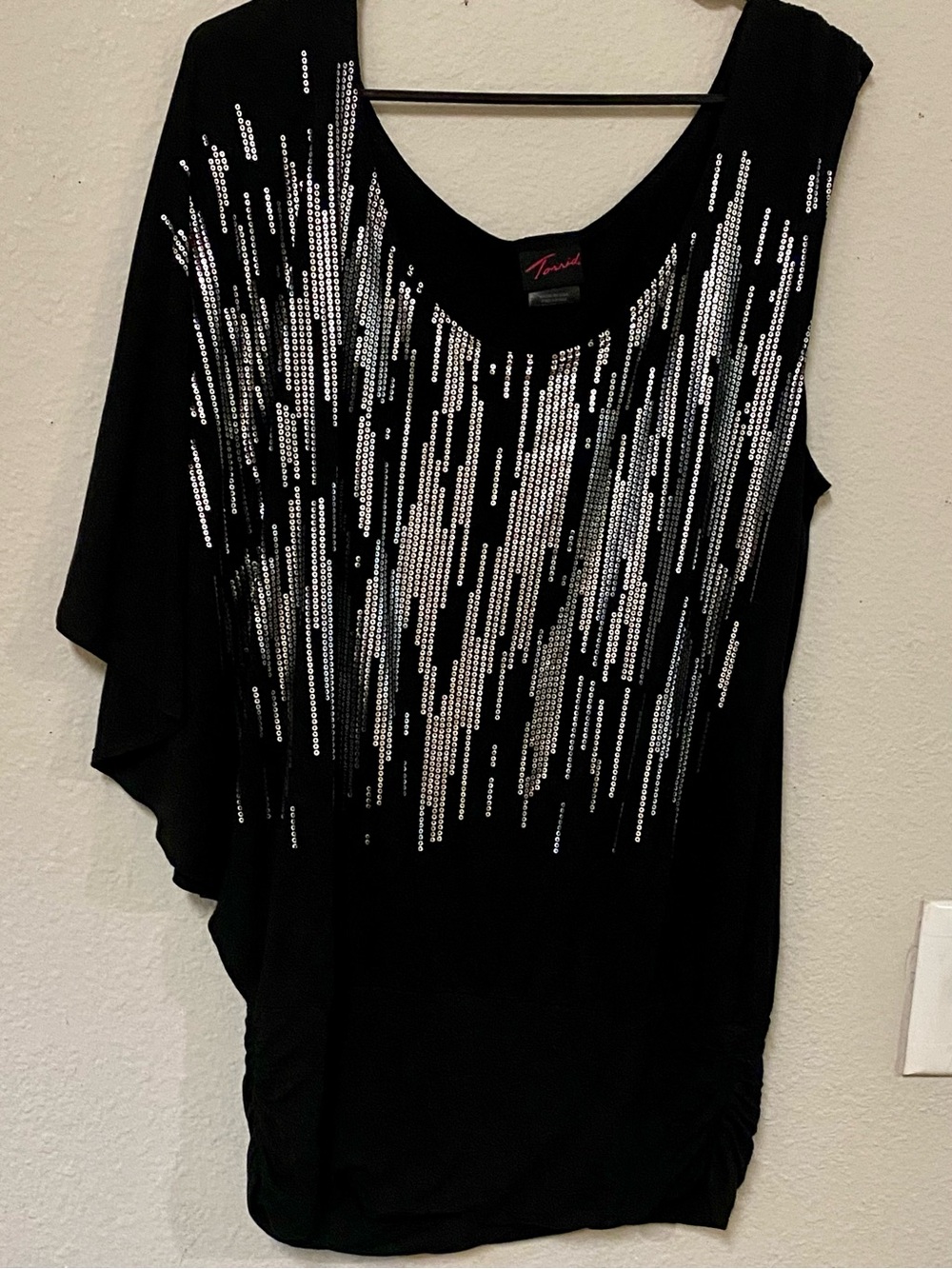 Torrid Black One Sleeved Tunic with Cascading Silver Sequin Design - Size 0X
